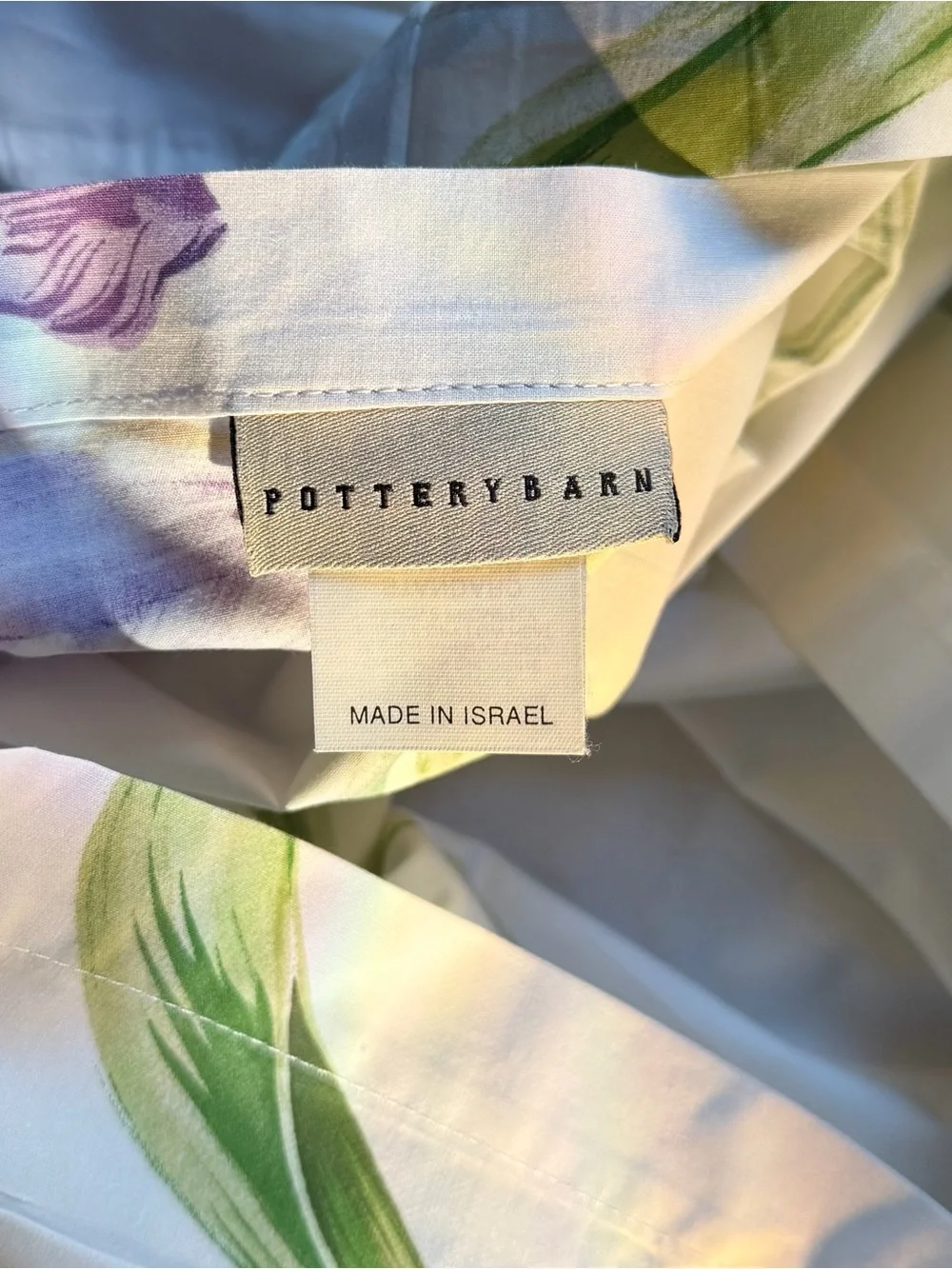 Pottery Barn 100% Cotton White On Floral 2 Standard Pillow Sham.